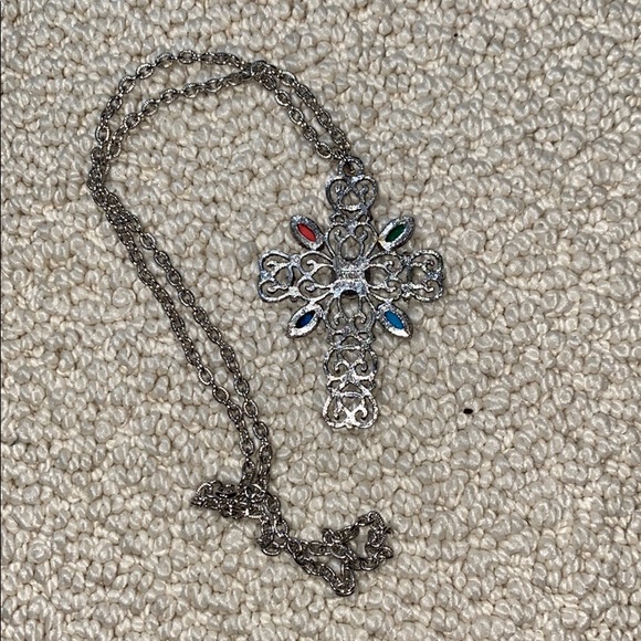 Avon 1972 Romanesque Necklace Faux Stone Cabochons Embellished Cross Silver Tone - Picture 3 of 9